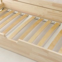 Professioneller elastischer Lattenrost in der Schublade des TUULA MODERN Bettes Professioneller elastischer Lattenrost in der Schublade des TUULA MODERN Bettes