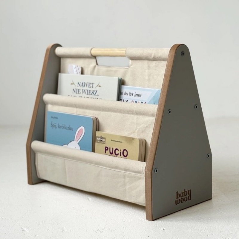 Graues Kinderregal aus Holz und Stoff – kompakte und stilvolle Ausführung