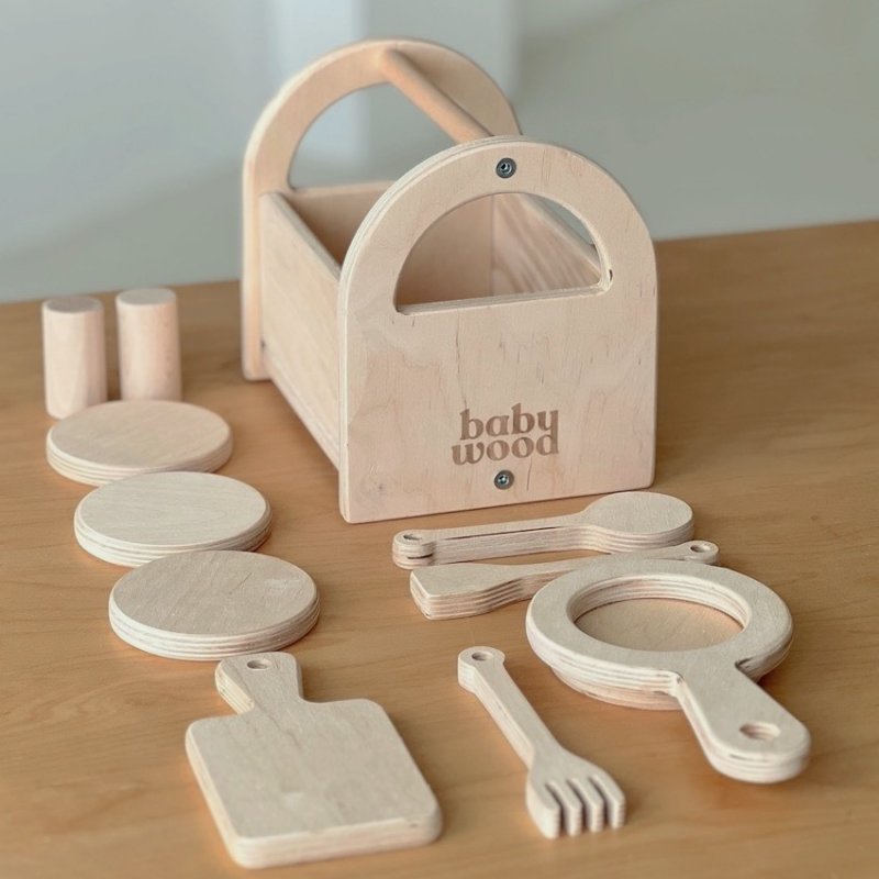 Kinderküche Holz Zubehör – hochwertige Verarbeitung und natürliche Holzstruktur sichtbar